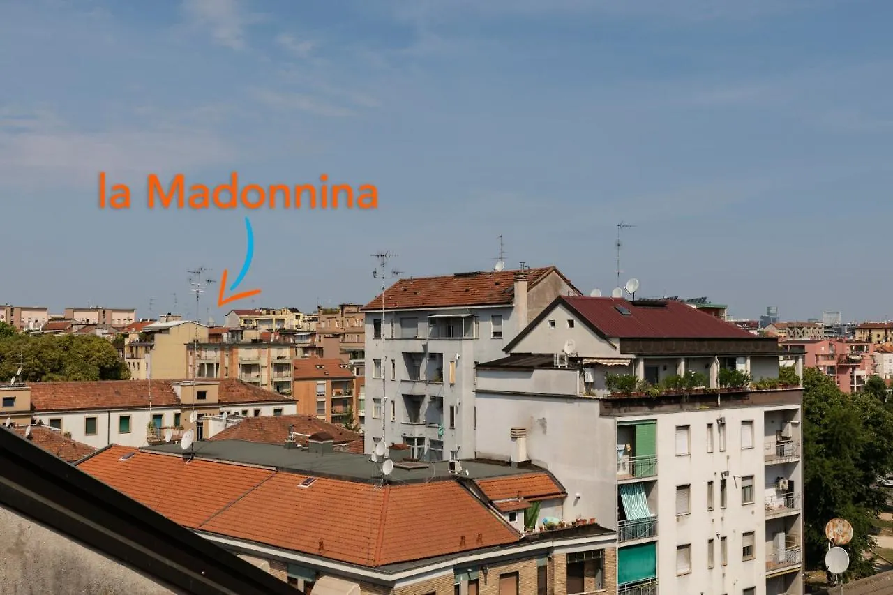 La Veranda - Bright Top Floor Apartment With Views Of The Madonnina Mediolan